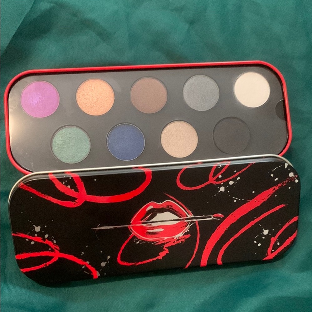 Makeup Forever Eyeshadow Palette